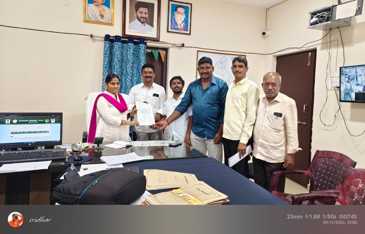 పరకాల  లో ఉన్న ప్రభుత్వ భూములను కాపాడాలి 
