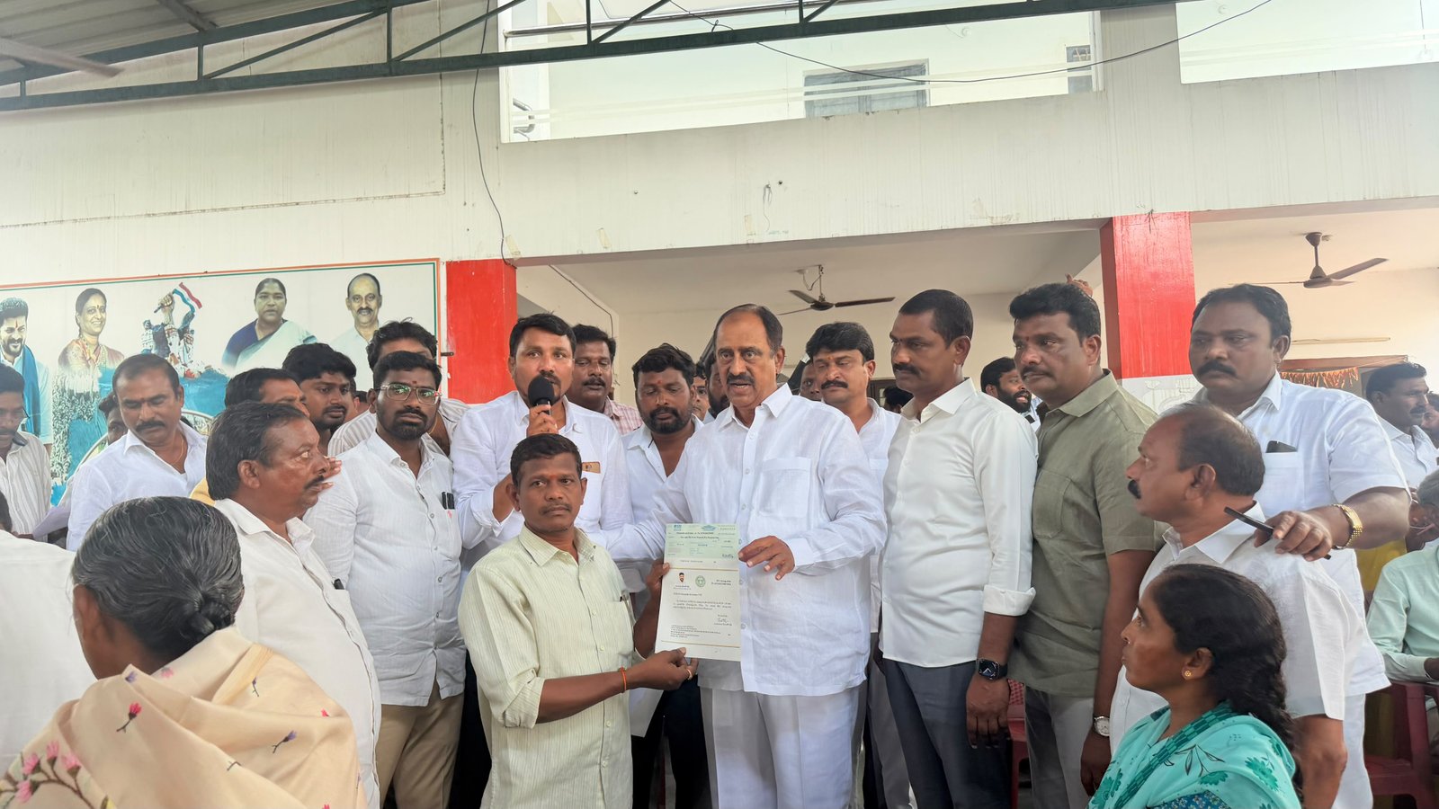 ప్రతి కుటుంబం ఆర్థికంగా ఎదగడమే కాంగ్రెస్ ప్రజా ప్రభుత్వ లక్ష్యం