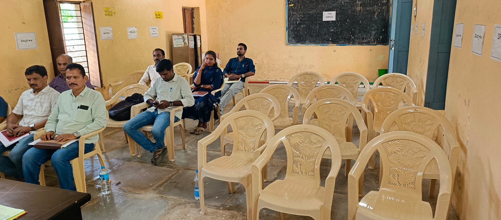 అలక చెందిన నడికుడ మండల సర్పంచులు - Additional Image